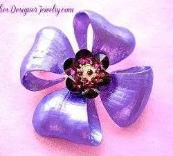 Vintage Rhinestone Amethyst Lavender Purple Flower Pin Brooch Flowers