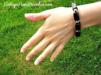 Vintage Black Onyx Semi Precious Stone Chunk Bead Stretch Bracelet, Ladies Designer Jewelry Bracelets