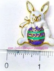 Vintage Bunny Rabbit Easter Egg Pin Brooch Ladies Children Jewelry Pins