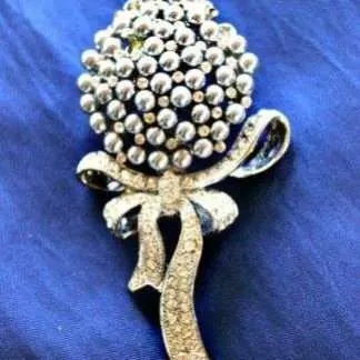 Vintage Art Deco Pave Diamond Grey Pearl Flower Brooch Pin, Wedding Bridal Designer Fashion Floral Jewelry Flowers