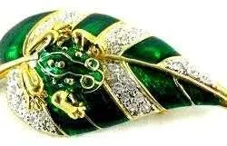 Vintage Frog On A Leaf Crystal Rhinestone Green Pin Brooch Jewelry