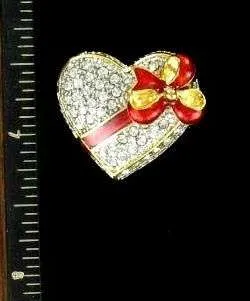 Vintage Valentine's Day Heart Candy Box Diamond Crystal Rhinestone Pin Ladies Designer Jewelry Pins Brooch