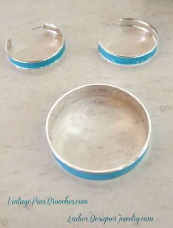 Vintage Turquoise Blue Enamel Silver Tone Bangle Bracelet Hoop Earrings Jewelry Set Bracelets