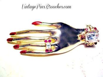 Vintage Art Deco Ladies Manicured Hand Rhinestone Cuff Ring Red Fingernails Brooch Pin, Women's Designer Fashion Jewelry