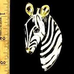 Vintage Ladies Designer African Black White Enamel Zebra Head Pin Brooch Animal Pins