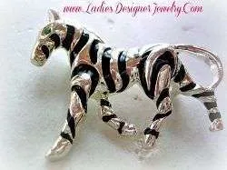 Vintge Ladies Designer African Black Silver Zebra Pin Brooch Animal Pins